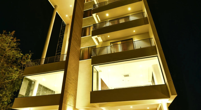 K Hotels Entebbe, Забронировать Отель Энтеббе 