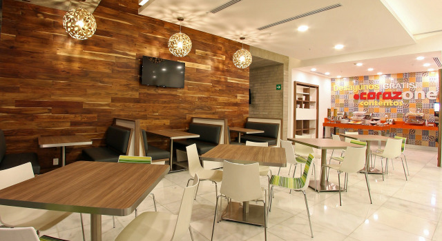 One Villahermosa 2000, Rezerwuj Hotel Hotele w Villahermosa z basenem, Basen