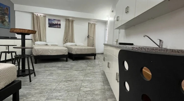 Трёхместный семейный номер Standard c 1 комнатой Genesis Suites / Lofts