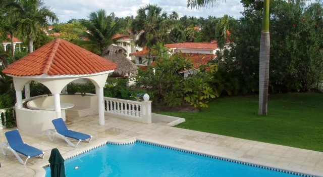 Вилла 3br Villa with Vip Access - All Inclusive Program with Alcohol Included