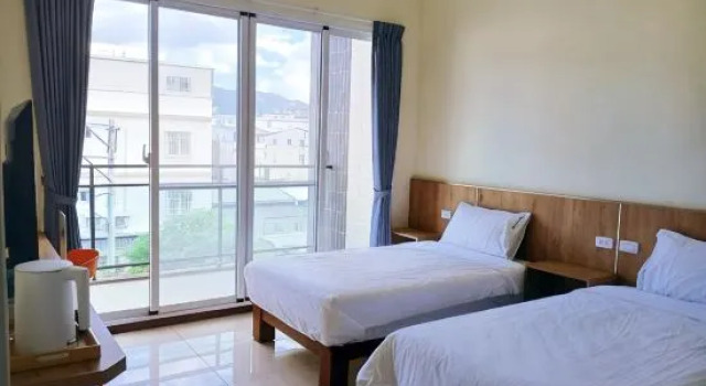 Blue Sky Hill Chishangkan B&B