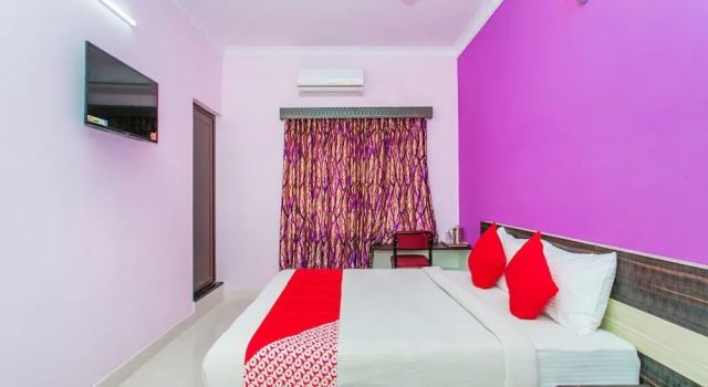 OYO 16842 Brahma Inn, Забронировать Отель Бангалор штат Карнатака, рядом с Indian Institute of Management Bangalore