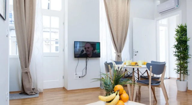 Luxury Main Square Apartments