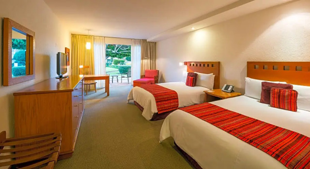 Номер Deluxe Camino Real Guadalajara