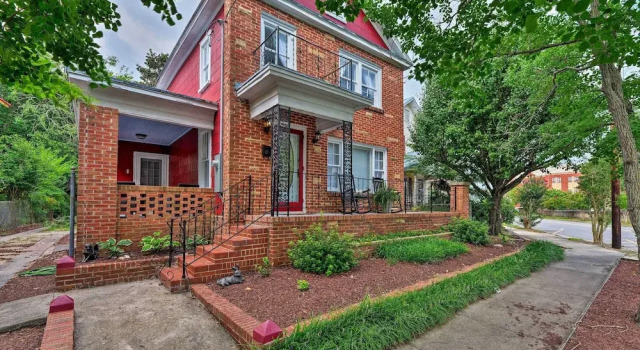 Коттедж New Bern Home w/ Yard, Grill + Walkable Location