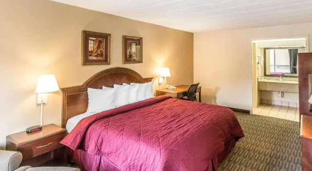 Номер Standard Quality Inn & Suites Easley - Greenville