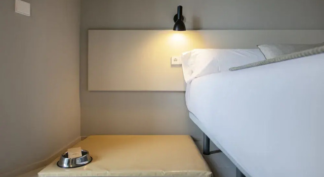 APARTAMENTS LA CARPA, Забронировать Апартаменты/квартира Отели Баньолес с парковкой, Парковка