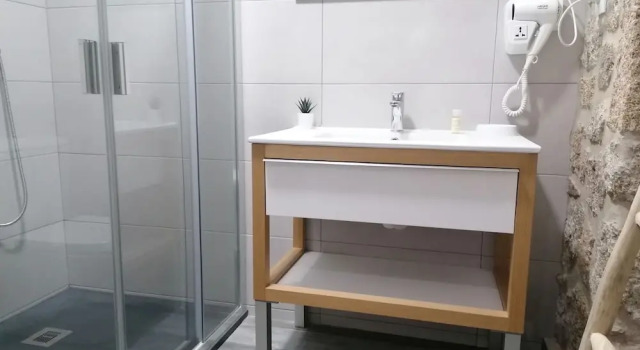 Номер Standard ALOJAMENTO GIRASSOL - Guest House - Quarto com casa de banho privativa