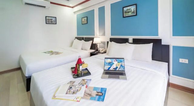 Люкс Viet Premium Hotel by Lake View Hospitality