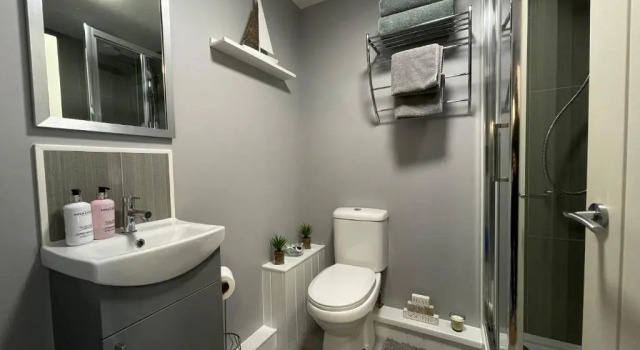 Westend Holiday Let 4 Brecon, Забронировать Отель Отели Сноудония с парковкой, Парковка