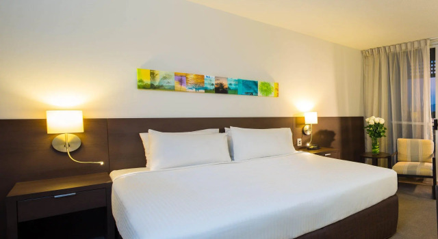 Двухместный номер Premium Cairns Harbourside Hotel