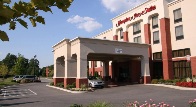 Кровать в общем номере Hampton Inn & Suites Richmond/Virginia Center