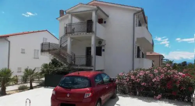 Apartment Sladić, Buchen Sie Ferienwohnung Njivice Insel Krk