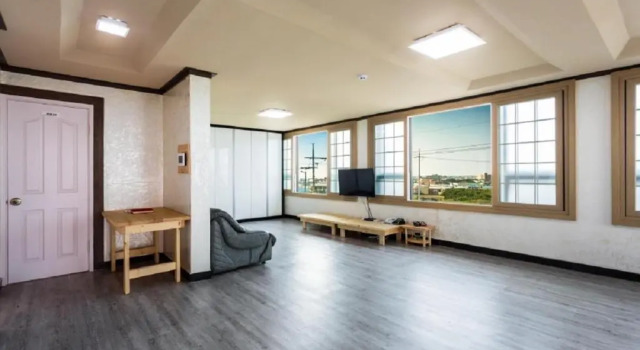 Коттедж с 2 комнатами Jeju Wayo Pension