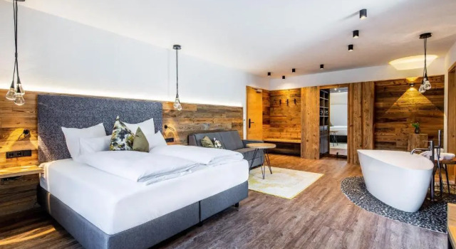 Люкс Hotel Zum Stemplinger Hansl
