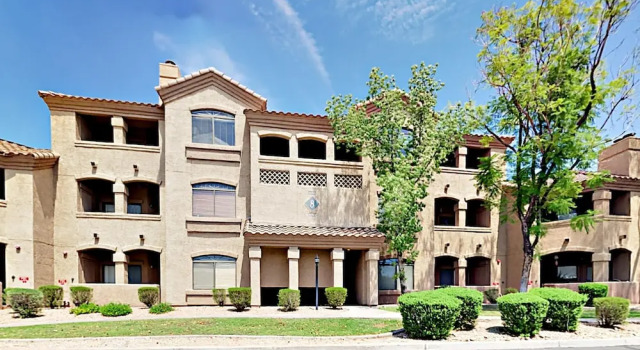 15095 Scottsdale - 2 Br Condo