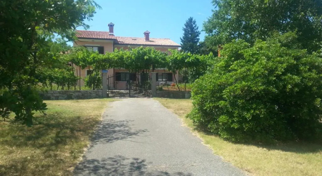 Апартаменты Apartman Poldrugovac