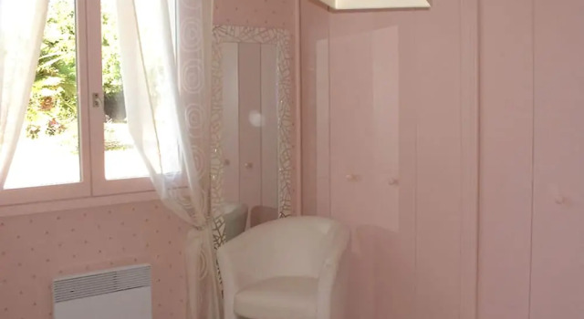 Chambres Dhôtes Belvue, Забронировать Отель «постель и завтрак» Отели Шовиньи с парковкой, Парковка