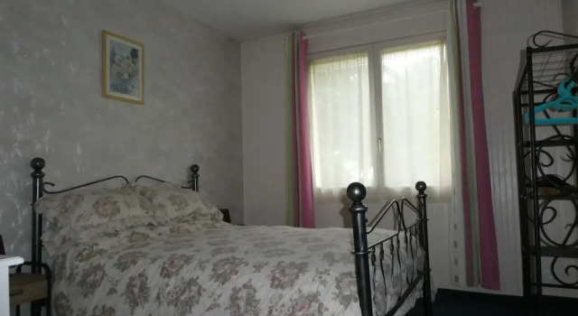 Gite Les Conifères, Reserva ahora Hotel Rochechouart Alto Vienne