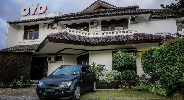 OYO 378 Boutique Hotel Mayang Syariah, Rezerwuj Boutique Hotel Padang Sumatra