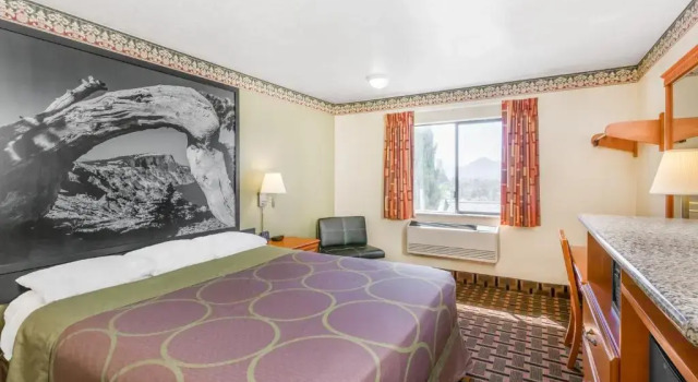Номер Standard Super 8 by Wyndham Grants Pass