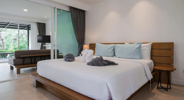 SEAnery Beach Resort