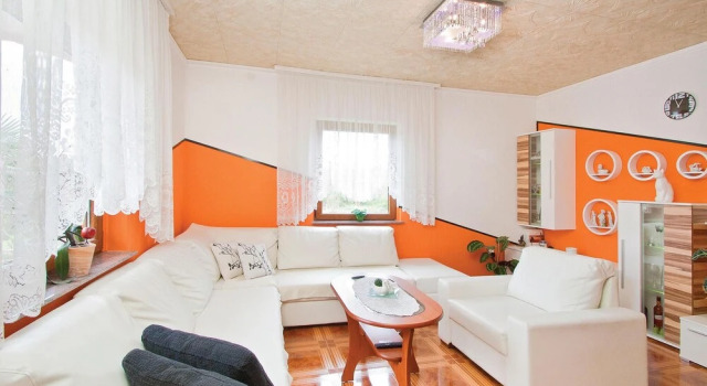 Nice Home in Valtursko Polje With Wifi and 2 Bedrooms