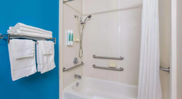 Студия One life studio and suites