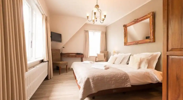 Двухместный номер Standard Charmehotel Klokkenhof