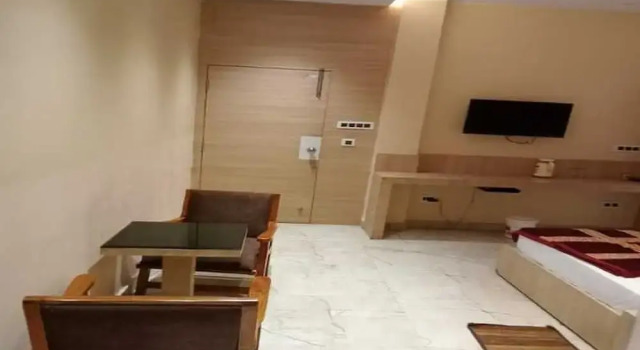 Elegant Luxury Nest Deoghar, Boek Hotel Hotels in Deoghar met parkeren, Parkeren