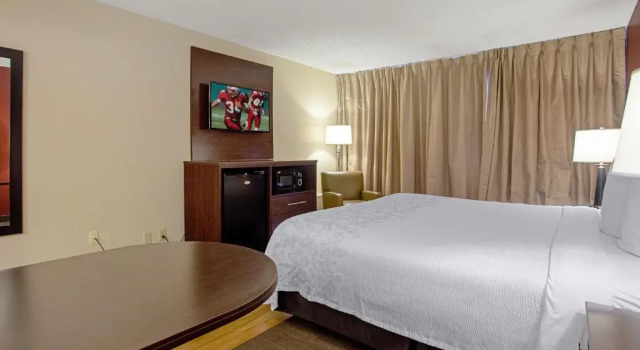 Двухместный номер Superior Red Roof Inn PLUS+ Wichita East