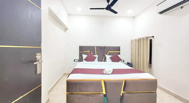 Номер Royal Hotel Ganges Place Varanasi with free AC