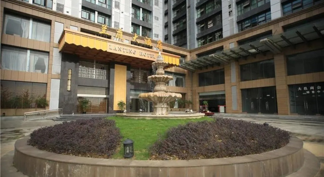 Lanting Hotel (Chengdu Daxu High-speed Railway Station), Boek Hotel Hotels in Chengdu met parkeren, Parkeren