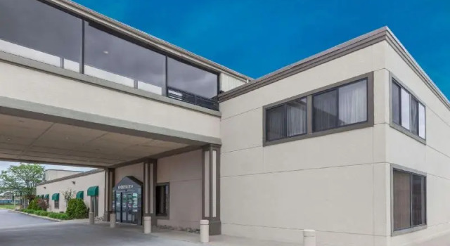 Best Western Plus Sterling Inn, Забронировать Отель Стерлинг-Хайтс Detroit Metropolitan Area