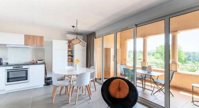 Village Pont Royal en Provence - maeva Home - Appartement 3 pièces 6 person 914, Rezervasyon Daire Mallemort Carros