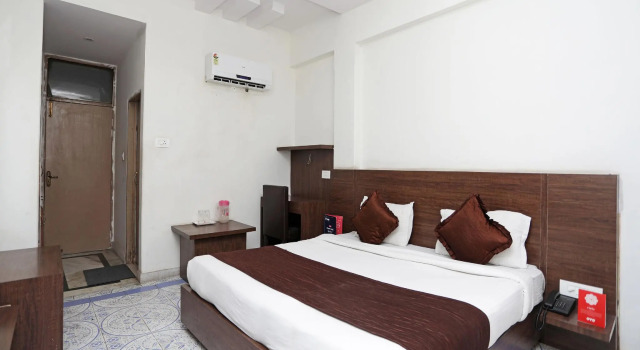 OYO 8840 Hotel Namaskar, Забронировать Отель СПА-отели Канпура, SPA-услуги