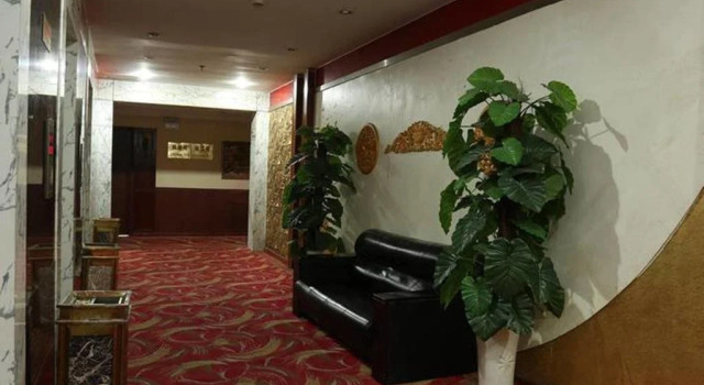 Shangxi Deng Holiday Hotel