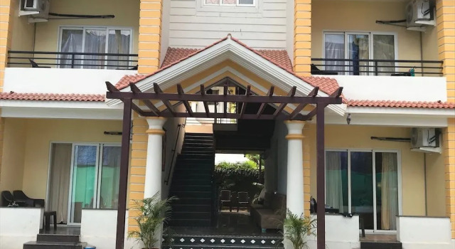 Royale Nirvana Resort