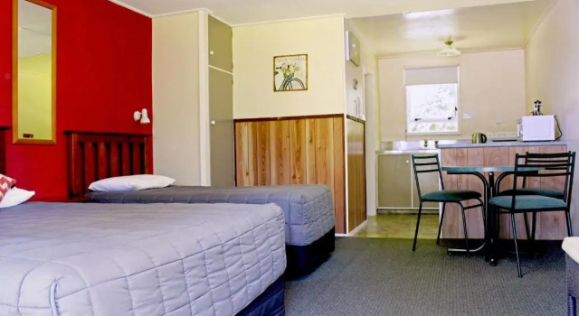 Студия Fairy Springs Motel