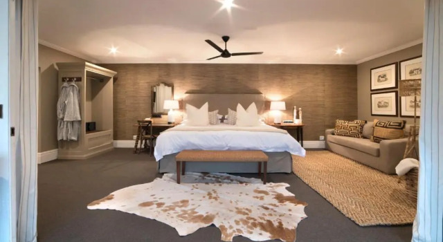 Люкс Luxury The Milner by The Oyster Collection