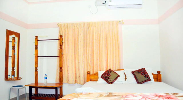 4Seasons Homestay, Rezervovat Hotel Kushalnagar 