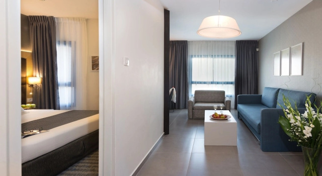 Двухместный люкс с 2 комнатами Astral Nirvana Suites- Half Board