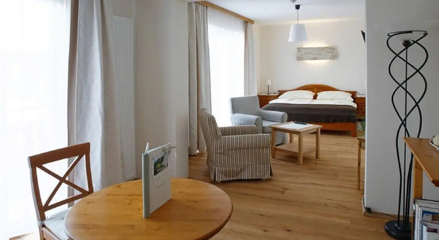 Krumbacherhof, Book Hotel Hoteller i Burgenland med parkering, Parkering