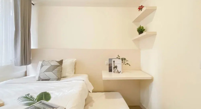 Modern White Accent 2Br Apartment Meikarta