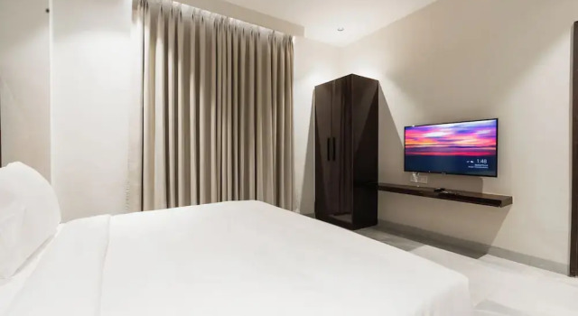 Люкс Luxury AVA Hotel Chandigarh Zirakpur