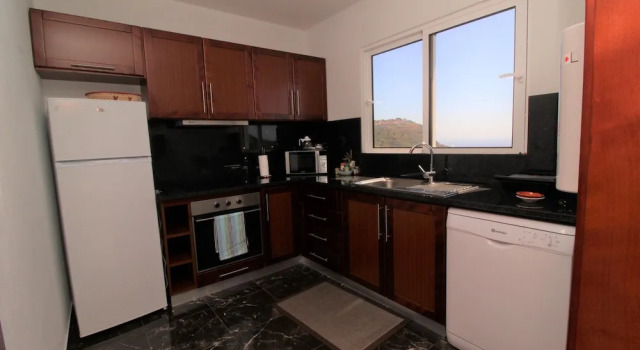 Caracas One Bedroom Apartment Sea View, Rezerwuj Apartament Serra de Agua Funchal, w pobliżu CityBubbles
