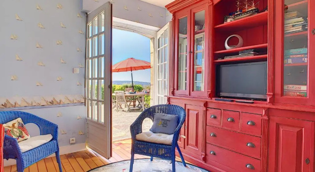 Maison Crozon, 5 Pièces, 10 Personnes - Fr-1-370-7, Забронировать Отель Отели Finistère с парковкой, Парковка