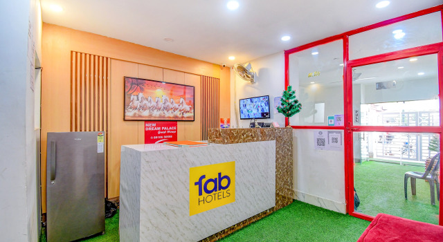 Super Hotel O Ruby Near Acropolis Mall, Prenota Hotel Hotel a West Bengal con parcheggio, Parcheggio