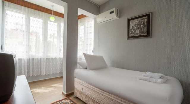 Serene House in Antalya With Shared Pool Garden, Забронировать Отель Богазак 