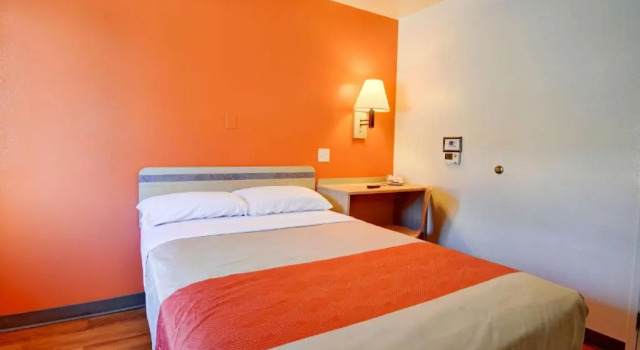 Двухместный номер Standard Motel 6-Windsor Locks, CT - Hartford